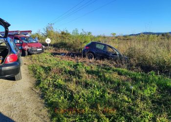Σύγκρουση οχημάτων με υλικές ζημιές (ΕΙΚΟΝΕΣ)