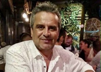“Έφυγε” στα 53 του ο δημοσιογράφος Βασίλης Αθάνατος