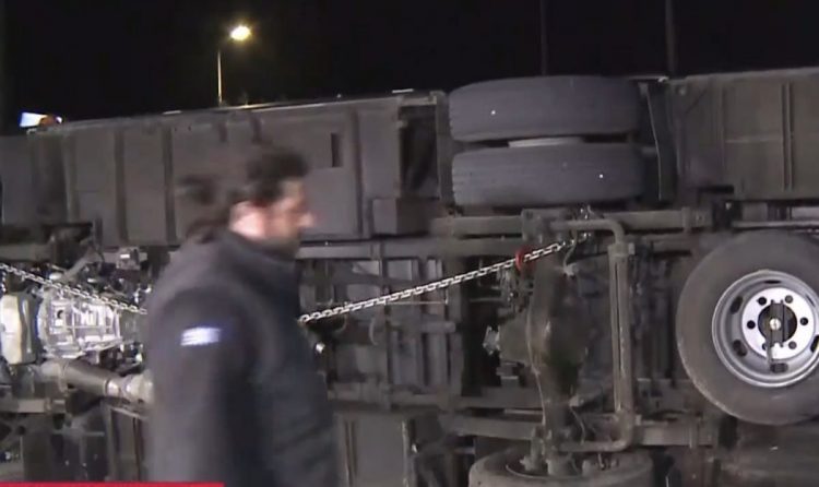 Πώς η εκδρομή στο μοναστήρι κατέληξε σε ανατροπή λεωφορείου με τις Λαρισαίες τραυματίες – Επικράτησε το απόλυτο σκοτάδι και πανικός (BINTEO)