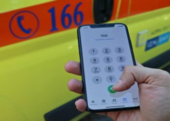 Θεσσαλή κάλεσε το ΕΚΑΒ και ζήτησε ασθενοφόρο για ένα περιστέρι που… έσπασε το ποδαράκι του (!!!)