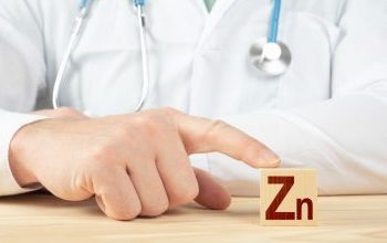 Πώς ο ψευδάργυρος μπορεί να σας γλιτώσει από γρίπη και κρυολόγημα πιο γρήγορα απ’ ό,τι φαντάζεστε