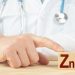 Πώς ο ψευδάργυρος μπορεί να σας γλιτώσει από γρίπη και κρυολόγημα πιο γρήγορα απ’ ό,τι φαντάζεστε