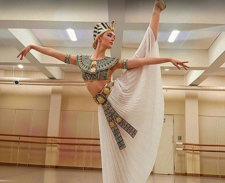 Grand Egyptian Museum: Η Τρικαλινής καταγωγής πρίμα μπαλαρίνα που κατέκτησε το Καΐρο