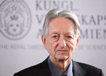 Ο «Νονός της Τεχνητής Νοημοσύνης» προβλέπει πότε η AI θα φέρει την κατάρρευση της κοινωνίας