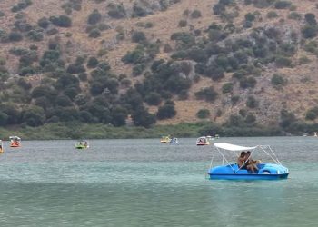 Λίμνη Κουρνά: Το μοναδικό φυσικό διαμάντι της Κρήτης