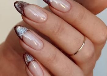 Αντίο french manicure! Η κλασική λευκή γραμμή αποκτά χρώμα και φαντασία: 6 σχέδια για να διαλέξεις