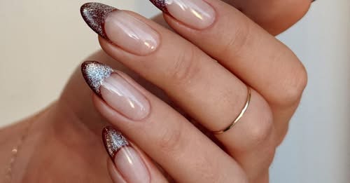 Αντίο french manicure! Η κλασική λευκή γραμμή αποκτά χρώμα και φαντασία: 6 σχέδια για να διαλέξεις
