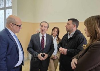 Ο Υφυπουργός Δικαιοσύνης Ιωάννης Μπούγας στο Πρωτοδικείο Καλαμπάκας – Σύντομη επίσκεψη με ισχυρό συμβολισμό (ΕΙΚΟΝΕΣ)