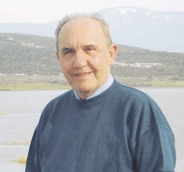 Το Θεσσαλικό Θέατρο αποχαιρετά τον Θωμά Μπεχλιβάνη