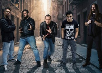 Αυτός είναι ο Θεσσαλός μουσικός και το συγκρότημα του που διεκδικούν την εκπροσώπηση της Ελλάδας στη Eurovision 2026