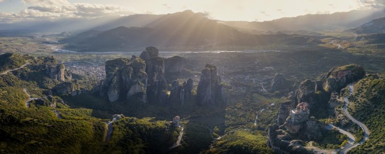 Έρευνες για εντοπισμό ατόμου στην περιοχή των Μετεώρων