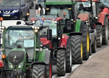 Μπλόκα την Κυριακή σε Νίκαια και Ε-65 από τους Θεσσαλούς αγρότες