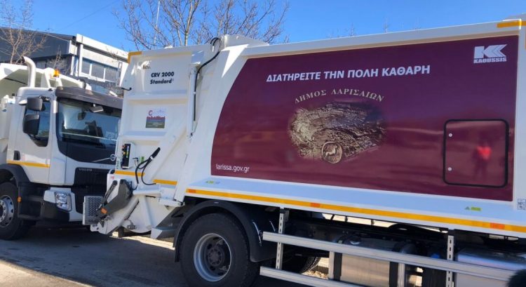 Η Τροχαία αφαίρεσε τις πινακίδες απορριμματοφόρου του Δήμου για …υπερβολική ταχύτητα