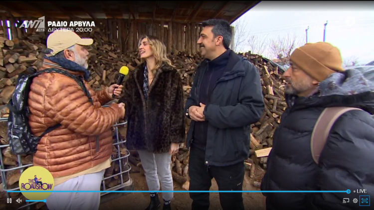 «The Roadshow»: Και ένα και δύο και τρία και …χίλια καλά είδε στα Τρίκαλα ο Γρηγόρης Αρναούτογλου (ΕΙΚΟΝΕΣ – BINTEO)