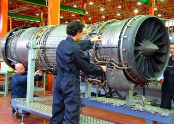 Ελληνική Αεροπορική Βιομηχανία: Άνοιξαν 145 προσλήψεις και χωρίς πτυχίο