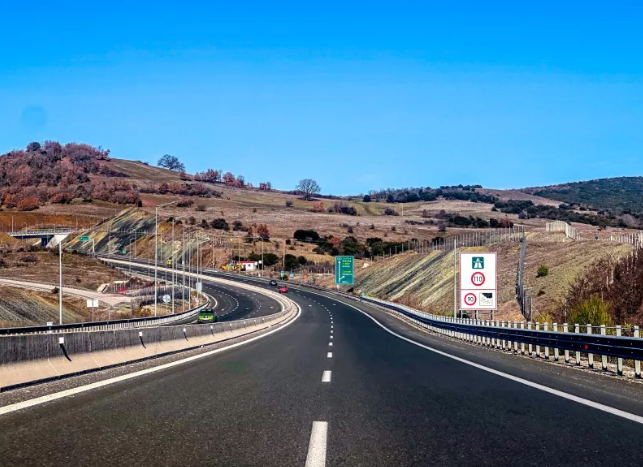 ΓΕΚ ΤΕΡΝΑ – Ε65: Στην τελική ευθεία ο αυτοκινητόδρομος που ενώνει Αθήνα και Μακεδονία – Πόσο πέφτουν οι χρόνοι ταξιδιού