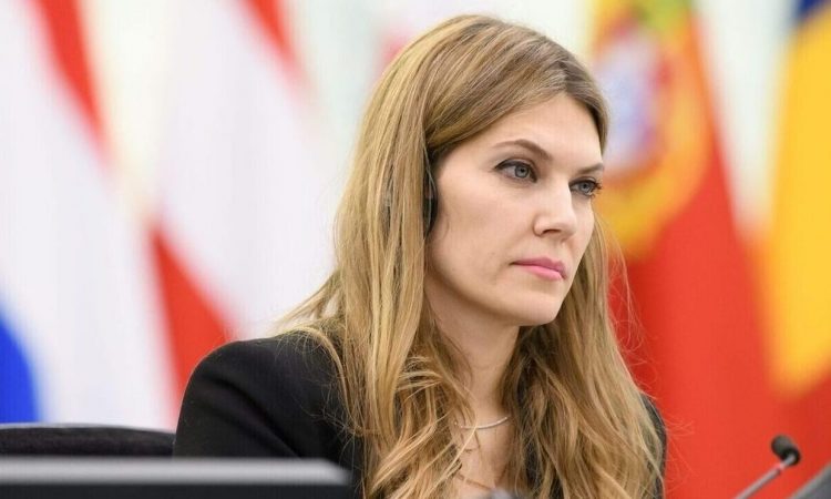 Εύα Καΐλή: «Με κρατούσαν στην απομόνωση, με απειλούσαν ότι θα δώσουν την κόρη μου στην πρόνοια»