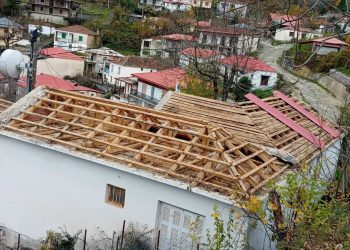 Συνεχίζεται το μεγάλο πρόγραμμα αποκαταστάσεων από την κακοκαιρία DANIEL στον Δήμο Μετεώρων: Νέα στέγη στο Κοινοτικό Κτίριο Καλογριανής