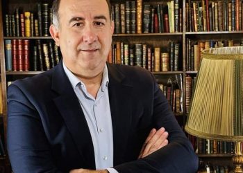 Μήνυμα του Διευθυντή Δευτεροβάθμιας Εκπαίδευσης Τρικάλων Αλέξανδρου Καπανιάρη για την 52η επέτειο του Πολυτεχνείου
