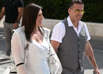 Παραιτήθηκε από βουλευτής ο Λαρισαίος σύντροφος της Ζωής Κωνσταντοπούλου Διαμαντής Καραναστάσης