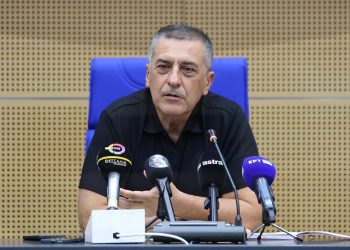 Κουρέτας: Βλέπω τους κτηνοτρόφους γκαρσόνια στην Αθήνα! Να σοβαρευτούμε