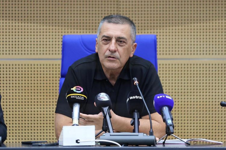 Κουρέτας: Βλέπω τους κτηνοτρόφους γκαρσόνια στην Αθήνα! Να σοβαρευτούμε