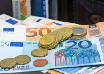 Έρχεται νέο voucher για όσους χρωστούν – Τι καλύπτει και πώς θα σας βοηθήσει