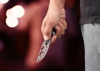 Συμπλοκή με μαχαίρια και τρεις τραυματισμούς στο Μουζάκι