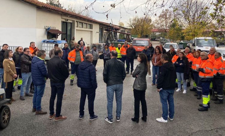 Με 65 άτομα ενισχύθηκε ο Δήμος Τρικκαίων – Συνάντηση με τον Δήμαρχο