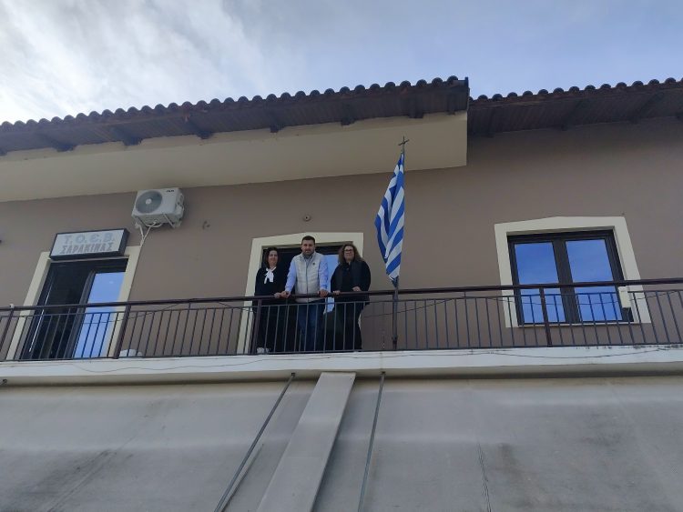 Αντικατάσταση κουφωμάτων στο Κοινοτικό Γραφείο Σαρακίνας από τον Δήμο Μετεώρων