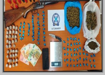 Τα είχε …όλα: Και κοκαΐνη και κάνναβη και κυνηγετικό όπλο!!! (ΕΙΚΟΝΑ)