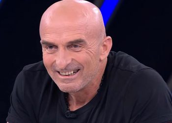 O διαιτητής Βαγγέλης Κοντίνος αναστάτωσε το Deal-Mέχρι πέρυσι “σφύριζε” στα ερασιτεχνικά πρωταθλήματα των Τρικάλων