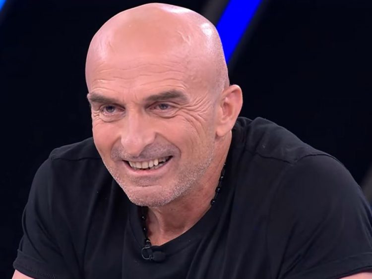 O διαιτητής Βαγγέλης Κοντίνος αναστάτωσε το Deal-Mέχρι πέρυσι “σφύριζε” στα ερασιτεχνικά πρωταθλήματα των Τρικάλων