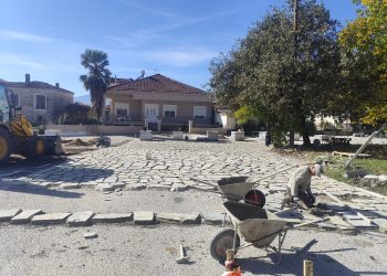 Σε τελικό στάδιο οι εργασίες ανάπλασης του κέντρου της Βασιλικής – Ο οικισμός μετά από πολλά χρόνια αδράνειας αλλάζει όψη