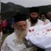 Εκοιμήθη ο πατήρ Αντώνιος Βασταρδής, ο παπάς με το τρακτέρ και το σκουφάκι, σε ηλικία 78 ετών