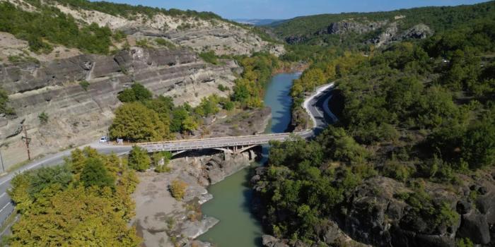 Δόθηκε ξανά στην κυκλοφορία η Γέφυρα Βενέτικου στην Εθνική Οδό Γρεβενών–Τρικάλων: Άνοιξε ο δρόμος προς Αθήνα!