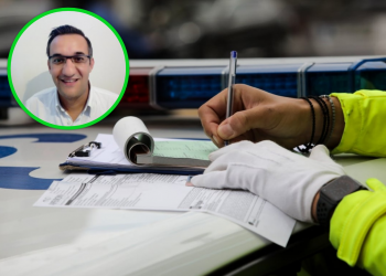 Αθ. Ξάφος: Γιατί οδηγούσε υπηρεσιακό όχημα της Π.Θ. χωρίς δίπλωμα – Οι εξηγήσεις του Περιφερειακού Συμβούλου Τρικάλων (ηχητικό)