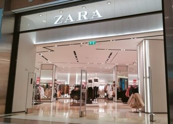 Η Zara κλείνει τις πόρτες της: Aνακοινώνουν το κλείσιμο περισσότερων από 130 καταστημάτων σε όλη την Ισπανία