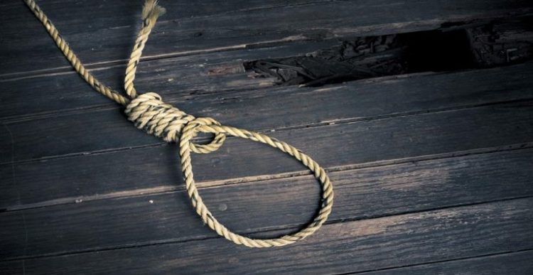 Σοκ: 75χρονος εντοπίστηκε νεκρός – Έβαλε τέλος στη ζωή του (ΕΙΚΟΝΕΣ)
