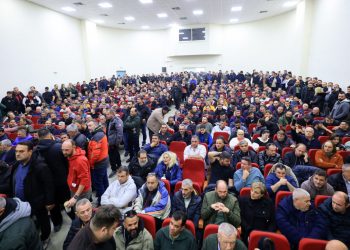 Δεν θα πάνε στο Μαξίμου οι αγρότες – Κλιμακώνουν τις κινητοποιήσεις
