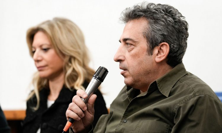Συγγενείς θυμάτων των Τεμπών «αδειάζουν» την Καρυστιανού: Οι ενέργειές της δεν μας εκφράζουν – Ειρωνικός ο Νίκος Πλακιάς