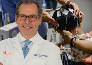 Αυτός είναι ο Θεσσαλός γιατρός που εφαρμόζει επαναστατική πρωτοποριακή μέθοδο στην Αμερική