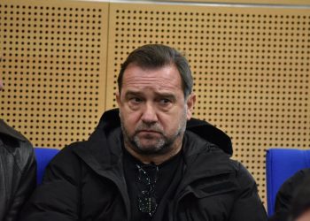 Νίκος Πλακιάς στο Περιφερειακό Συμβούλιο: Ο Αγοραστός ήξερε για μήνες που πέταξαν τα υπολείμματα των παιδιών μας, αλλά σιώπησε – Η θύελλα που ξεσήκωσε ο πρώην περιφερειάρχης (ΕΙΚΟΝΕΣ – ΒΙΝΤΕΟ)