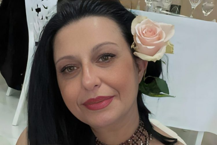 Μια Θεσσαλή και η «αυτοκρατορία» γυναικών πίσω της… Πως κατάφερε να ενώσει μια παρέα με 20.000 Λαρισαίες! (ΕΙΚΟΝΕΣ)