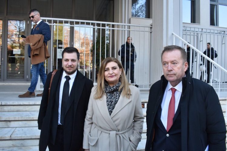 Αναβλήθηκε για το νέο έτος η δίκη των δύο αγροτών στη Λάρισα (ΒΙΝΤΕΟ)