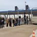 Μπλόκα: Οι αγρότες σηκώνουν τις μπάρες σε διόδια – Μοιράζουν μήλα και… χαλβά Φαρσάλων – Δείτε βίντεο