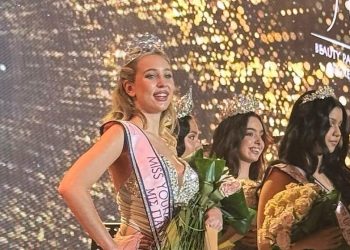 Θεσσαλή στο βάθρο των ομορφότερων γυναικών για το 2025 – Κόρη γνωστού επιχειρηματία κατέκτησε τον τίτλο Miss Young 2025 (ΕΙΚΟΝΕΣ)