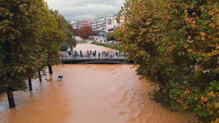Παράταση και τροποποίηση όρων για την ενίσχυση επιχειρήσεων που επλήγησαν από τις πλημμύρες του Σεπτεμβρίου 2023 στη Θεσσαλία