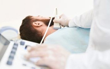 Το “αθώο” υπερηχογράφημα λαιμού που δείχνει νωρίς τα σημάδια καρδιακής ανεπάρκειας