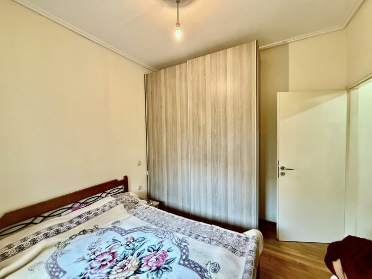 ΠΩΛΕΙΤΑΙ ΔΙΑΜΕΡΙΣΜΑ 3ου ΟΡΟΦΟΥ, 78 τ.μ., στην πλατεία Χατζηπέτρος-ΤΡΙΚΑΛΑ